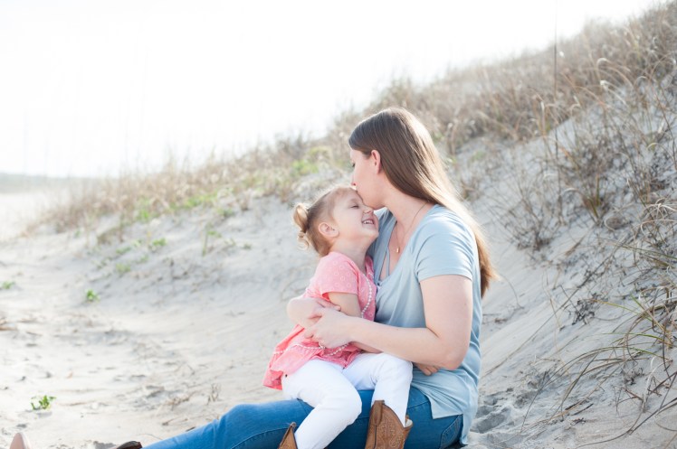 aPear Photography, lifestyle family photography, family and kid photography, Eastern North Carolina photographer, Jacksonville NC Photographer, Jacksonville kids photography, Jacksonville family photography
